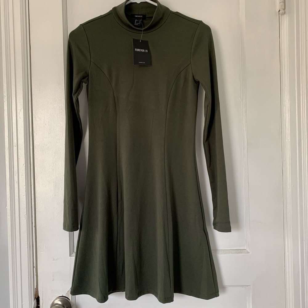 Women’s Forever 21 Stretchy Long Sleeve Dress, S